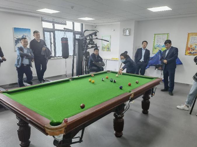 市產投集團團委舉辦“慶五一、迎五四”球類聯(lián)誼比賽(圖2)
